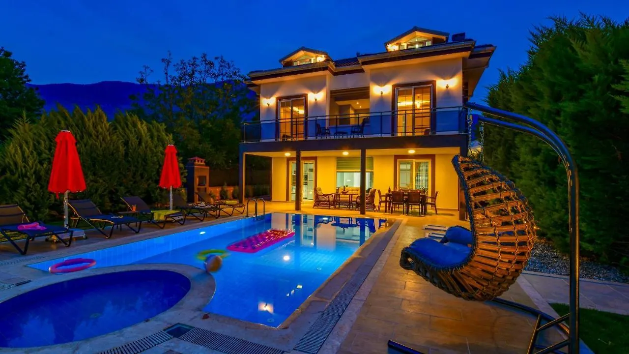 Blue - 4 Bedroom Holiday Villa in Hisarönü Ölüdeniz