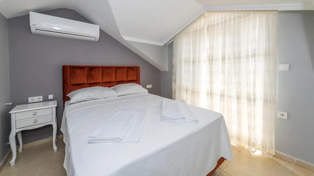 Blue - 4 Bedroom Holiday Villa in Hisarönü Ölüdeniz