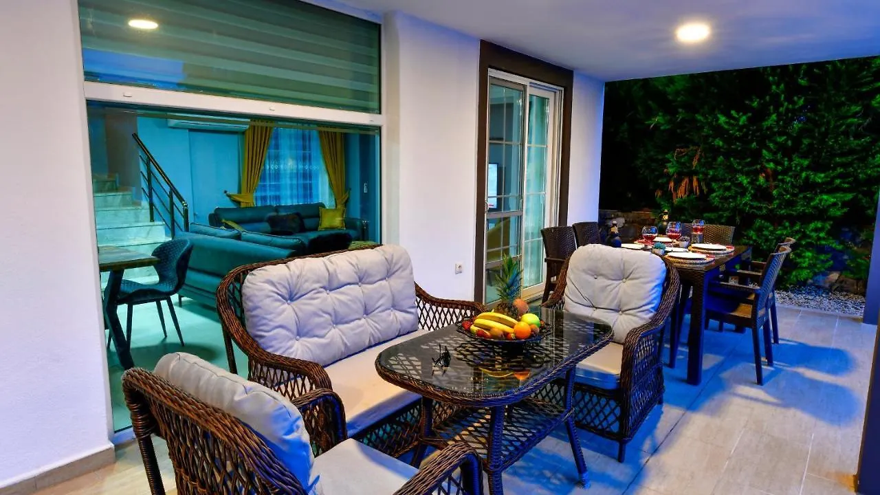 Blue - 4 Bedroom Holiday Villa in Hisarönü Ölüdeniz Türkiye