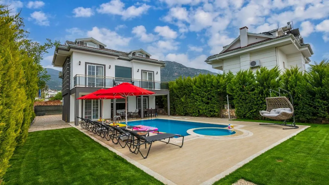 Blue - 4 Bedroom Holiday Villa in Hisarönü Ölüdeniz