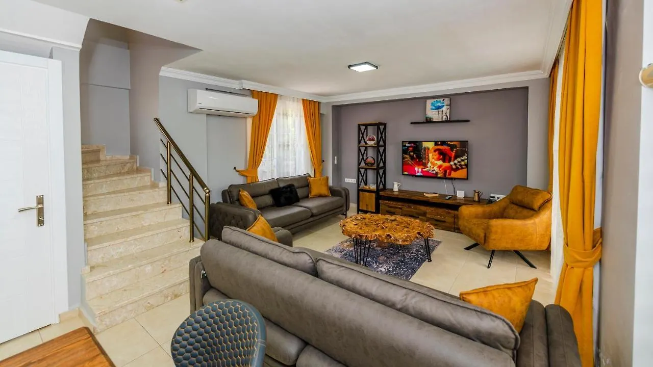 Blue - 4 Bedroom Holiday Villa in Hisarönü Ölüdeniz Türkiye