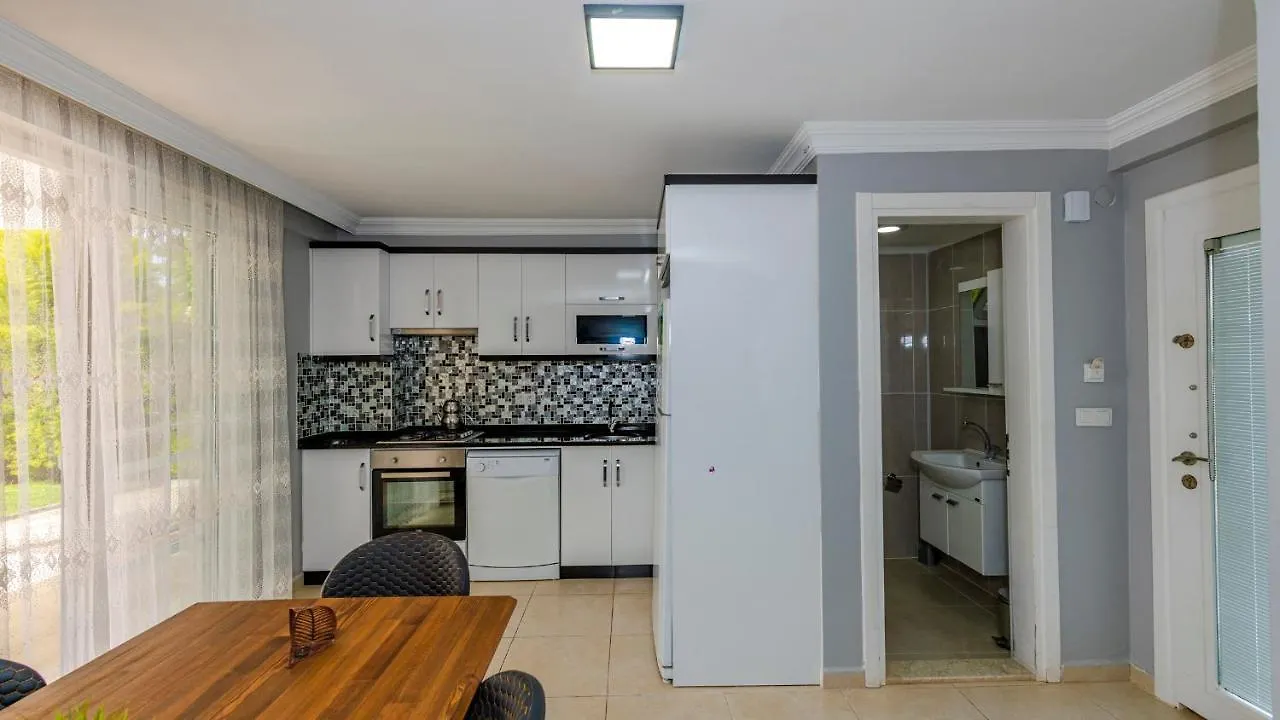 Blue - 4 Bedroom Holiday Villa in Hisarönü Ölüdeniz