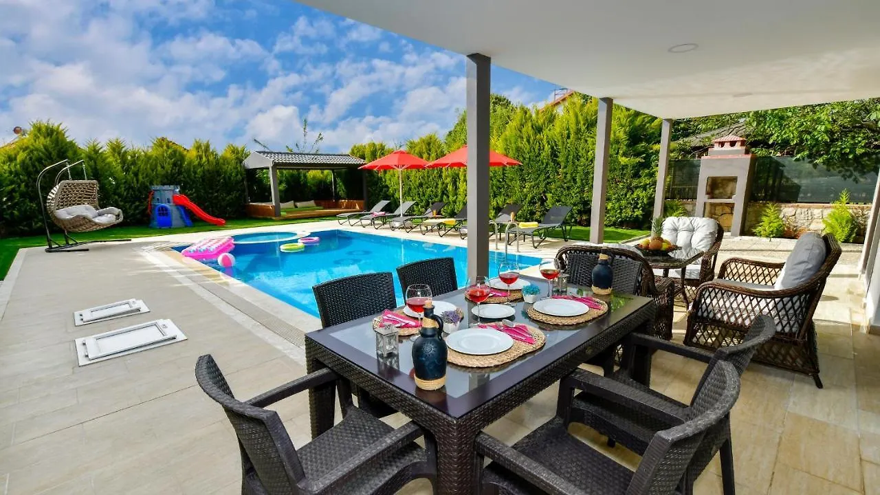Blue - 4 Bedroom Holiday Villa in Hisarönü Ölüdeniz Türkiye