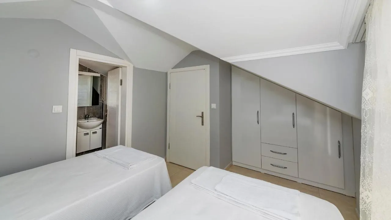 Blue - 4 Bedroom Holiday Villa in Hisarönü Ölüdeniz