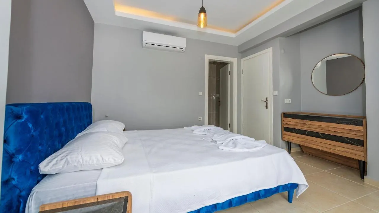 Blue - 4 Bedroom Holiday Villa In Hisaroenue Ölüdeniz