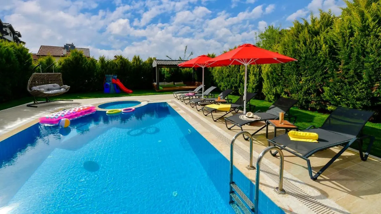Blue - 4 Bedroom Holiday Villa in Hisarönü Ölüdeniz Türkiye