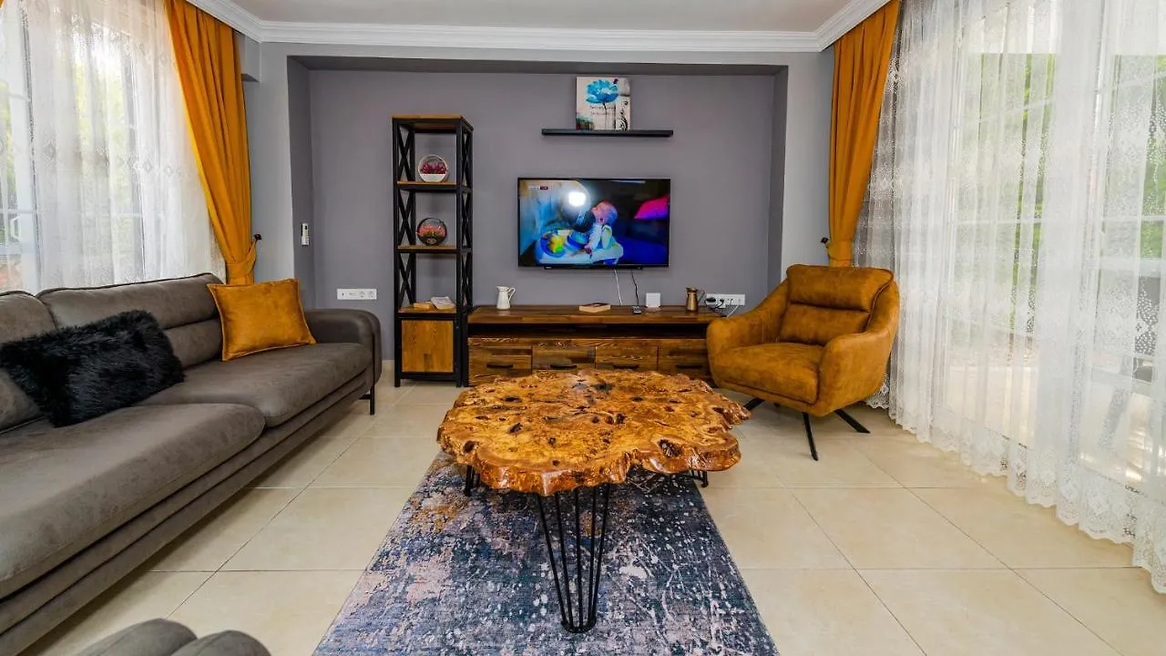 Blue - 4 Bedroom Holiday Villa In Hisaroenue Ölüdeniz